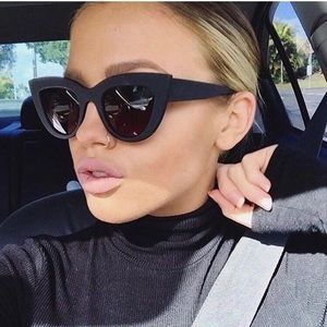 Black Cat Vintage Style Sunglasses